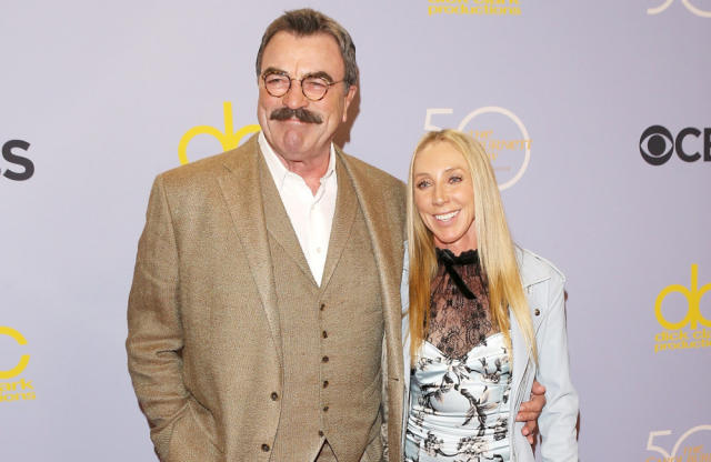 How many marriages has Tom Selleck had - VIACTORS